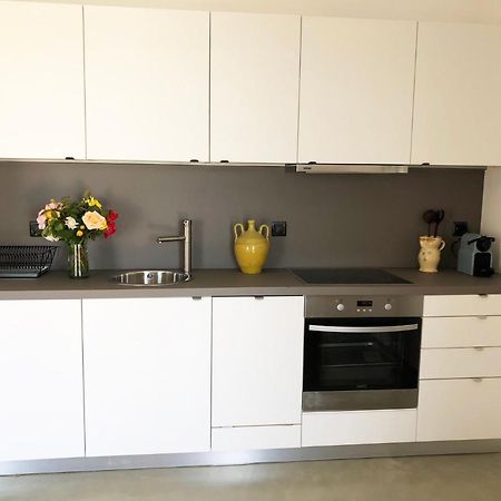Theros Apartments 2 مِلوبوتاس المظهر الخارجي الصورة